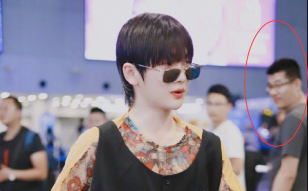 內娛“姨味”男星大PK，誰成了中年婦女，誰成了隔壁大姨？