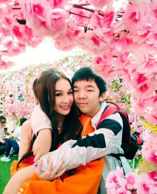 娛樂圈近期爆料，眾多頂流都在內，大瓜小瓜訊息拿走不謝，吃瓜了