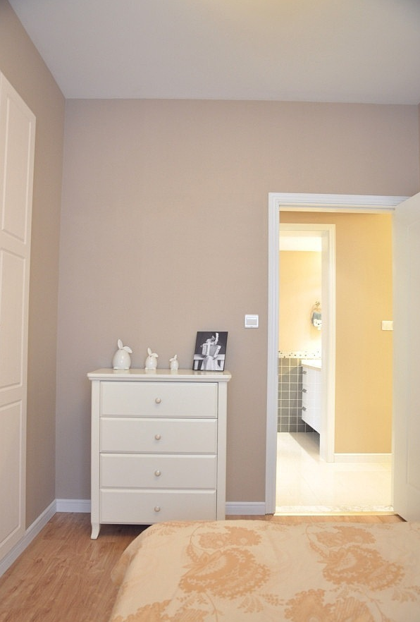 122㎡新房裝修，奶咖色牆面太治癒了，配色巧妙，讓我賞心悅目