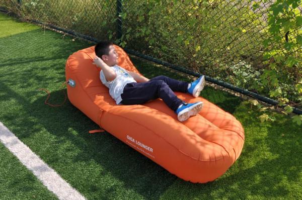 十一長假,我用反射鏡面一鍵自動充氣休閒床玩嗨了 十一長假,我用反射鏡面一鍵自動充氣休閒床玩嗨了