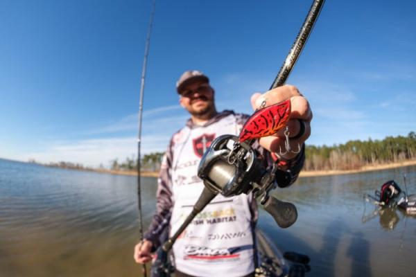 尼爾贏得 2022 年 MLF 職業巡迴賽Sam Rayburn站冠軍