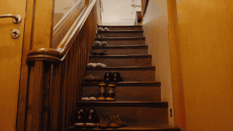 回收材料，變廢為寶，做“拾荒者”重複利用，減緩地球變老的速度