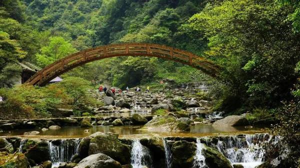 一處三峽竹海，留下自然風光與習俗，舌尖美食味道