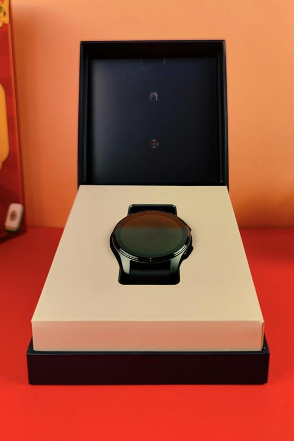 vivoWATCH2新年禮盒開箱簡評：獨特風格的年味禮盒