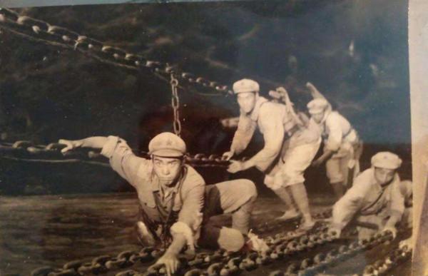 1986年,老婦回江西到陵園給前夫掃墓,民政局:您那塊烈士碑咋辦 1986年,老婦回江西到陵園給前夫掃墓,民政局:您那塊烈士碑咋辦