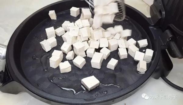 豆腐雞蛋教你這樣做，既是早餐又是下飯菜，我家一週吃五次，真香