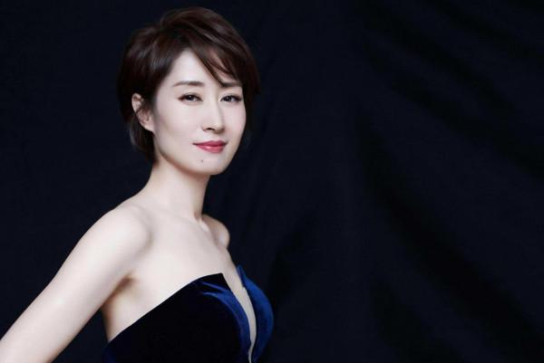 李靚蕾長文紅遍全網:擁有賺錢的能力才是女人最大的底氣 李靚蕾長文紅遍全網:擁有賺錢的能力才是女人最大的底氣