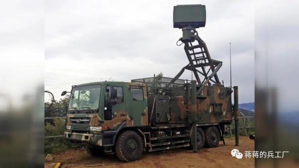 粗暴拼接的防空胖頭魚，韓國KW2輪式自行高炮服役