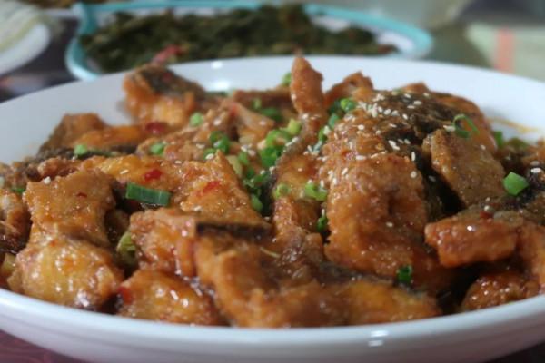 在西安偏僻小縣城的農家樂,我見識到了真正的碳水炸彈 在西安偏僻小縣城的農家樂,我見識到了真正的碳水炸彈