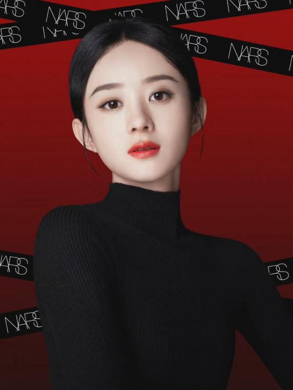 趙麗穎彩妝宣傳圖太絕了！這就是我心目中美妝代言該有的樣子