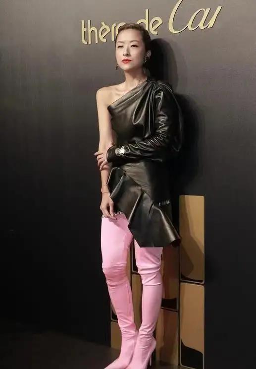 陳奕迅的老婆（徐濠縈）應該是娛樂圈造型非常有個性的女星了