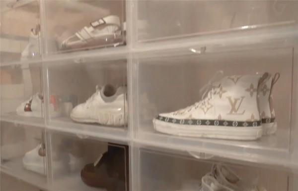 95後上海姑娘185㎡獨居之家：2室2廳住下一人兩貓，3梯1戶太愜意