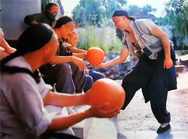 34年前,陳佩斯這部喜劇片,眾星雲集,周星馳曾經致敬過 34年前,陳佩斯這部喜劇片,眾星雲集,周星馳曾經致敬過