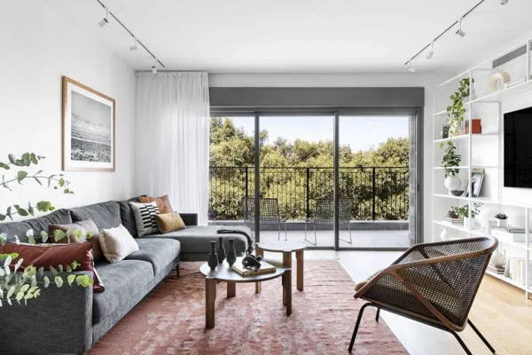 135平米的家不愛奢華愛素雅，讓一家四口都成為空間的主角