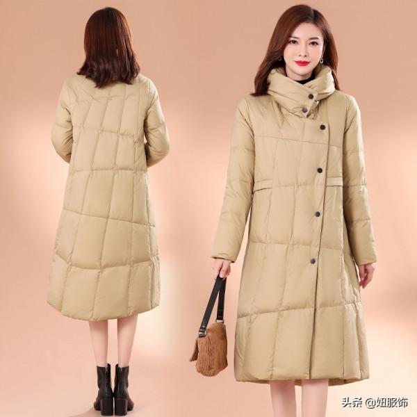 雨雪天氣,趕緊給媽媽準備幾款洋氣保暖的棉衣派克服,讓她暖暖的 雨雪天氣,趕緊給媽媽準備幾款洋氣保暖的棉衣派克服,讓她暖暖的