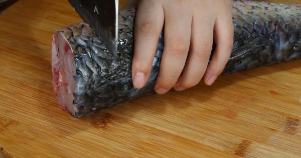 做魚別再老一套了，教你懶人做法，簡單味道好，魚肉鮮嫩無腥味