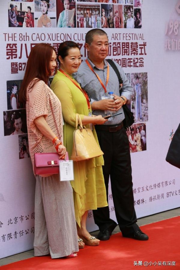 胡澤紅近況，她身材略有些發福，但依舊可以看出當年惜春的影子