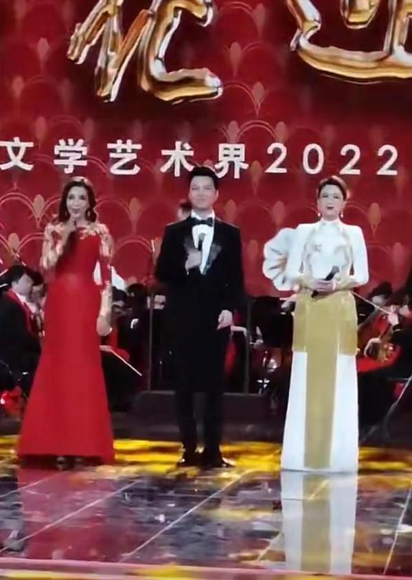 2022文聯春晚曝光，6位主持人、數十位藝人，張若昀唐藝昕將同臺