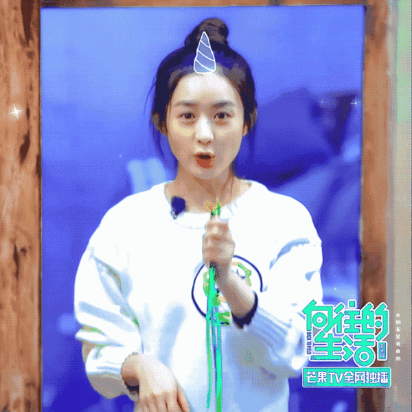 趙麗穎生圖合集，圓嘟嘟的娃娃臉看起來也太奶了，擋不住的美貌