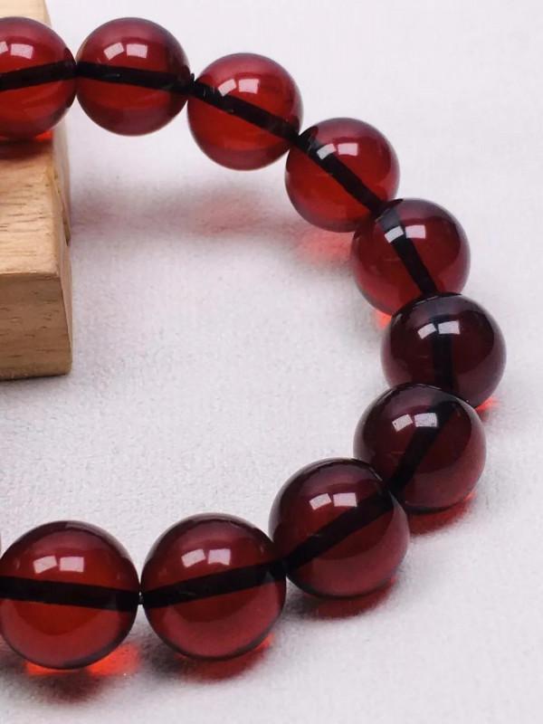 天然血珀酒紅色 天然血珀酒紅色