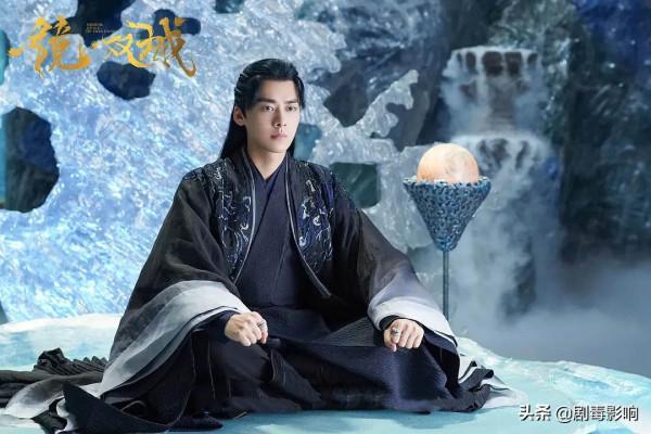 沒想到李易峰成了&OpenCurlyDoubleQuote;新年第一撲&rdquo;，S級古偶真的完了