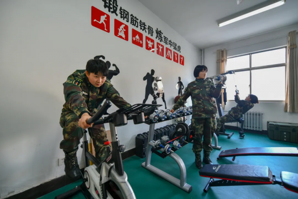 火箭軍某部多措並舉為官兵辦實事，助推黨史學習教育走深走實