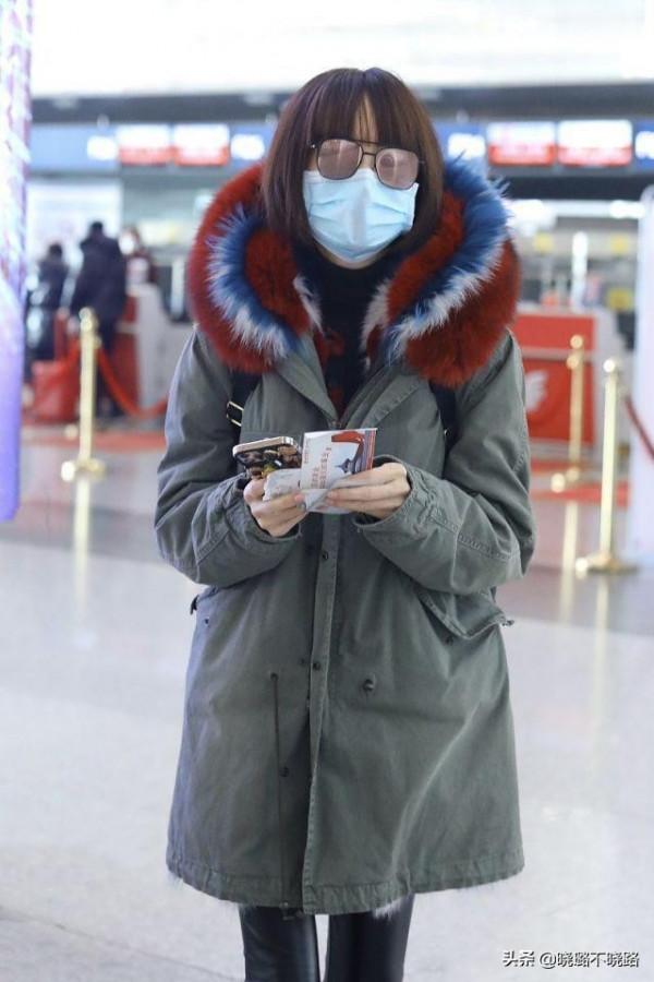 羽絨服、大衣都過時了！今年真正流行的是“派克服”，時髦還百搭