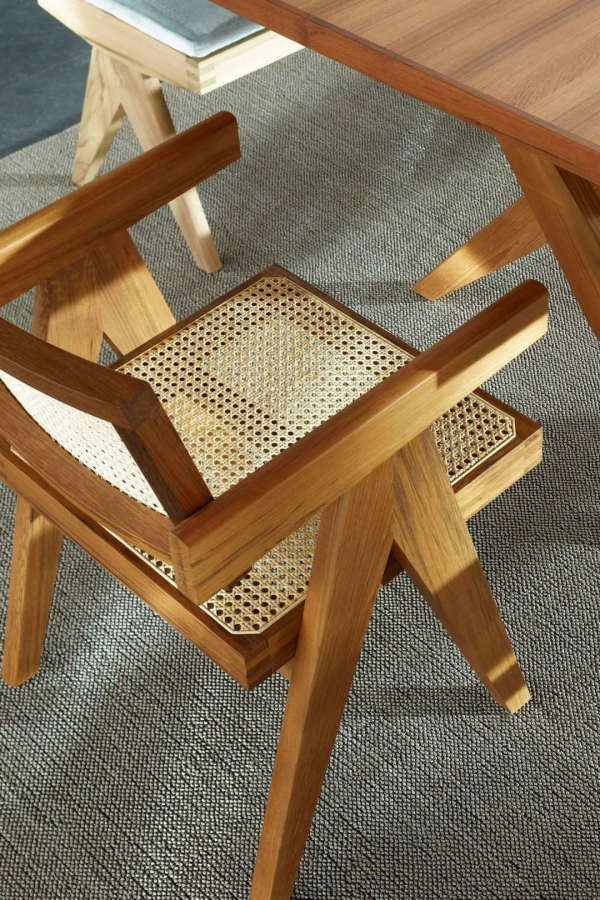 佔地不超10m²卻永遠遊不到盡頭的泳池，你也想要嗎？