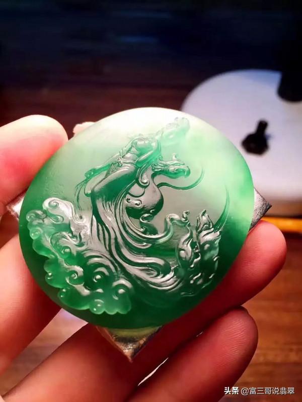 玉賞 | 飄渺仙子，腳踩祥雲，鳳凰相伴，仙氣十足