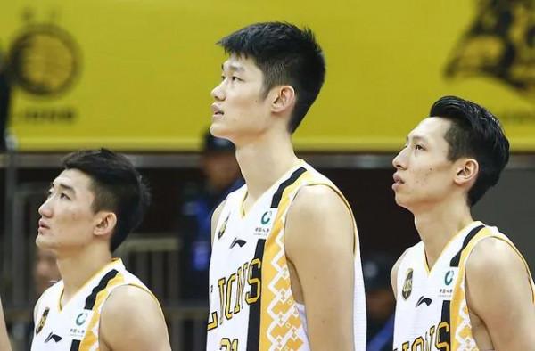 CCTV5直播,陶漢林力戰雙塔,防三少最關鍵,山東戰廣廈勝算幾何 CCTV5直播,陶漢林力戰雙塔,防三少最關鍵,山東戰廣廈勝算幾何