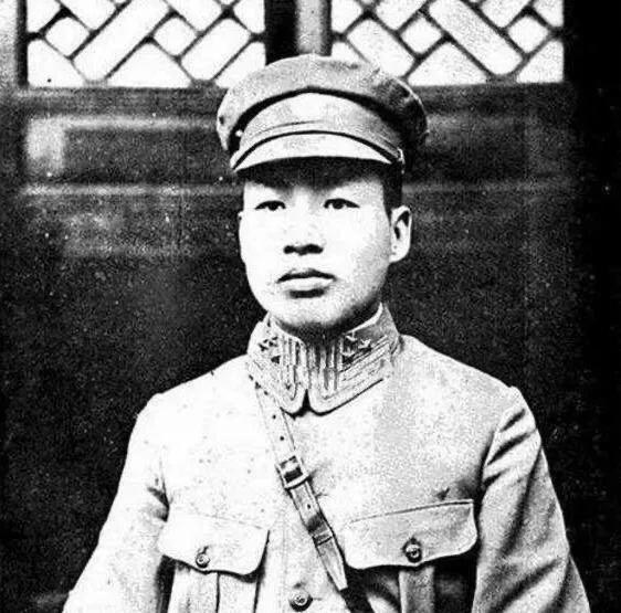 1976年，曾阻紅軍於大渡河的劉文輝緣何能進入周總理治喪委員會？