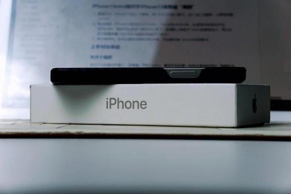 8P釘子戶升級蘋果Iphone13mini,真香,附好用配件推薦 8P釘子戶升級蘋果Iphone13mini,真香,附好用配件推薦