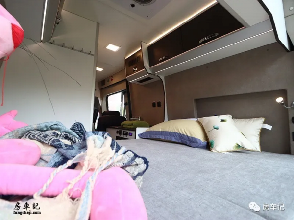 福特國六自動擋上線啦!衛航F590商旅兩用房車,香不香? 福特國六自動擋上線啦!衛航F590商旅兩用房車,香不香?