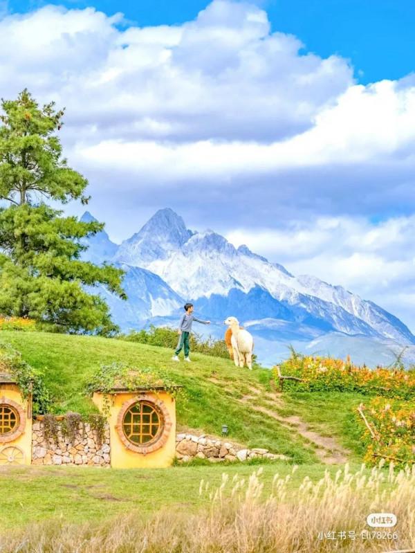 雲南，迷失在聽花谷的宮崎駿童話世界……