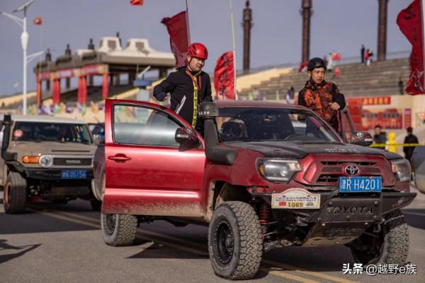 一分鐘解讀“T3”,激情穿越點燃巴丹吉林 一分鐘解讀“T3”,激情穿越點燃巴丹吉林