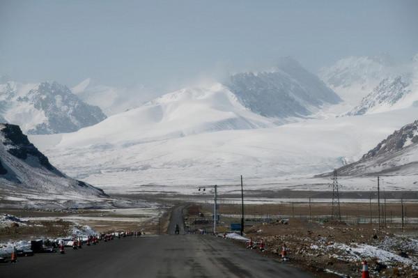 塔縣,是個雪山環抱的乾淨美麗小城 塔縣,是個雪山環抱的乾淨美麗小城
