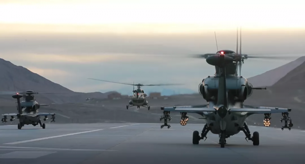聚焦演兵場│​鐵翼飛旋，陸航雄鷹礪兵高原錘鍊打仗本領