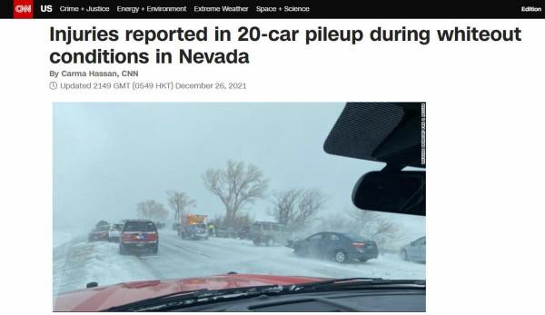 美國內達華州暴雪，致20輛車連環相撞