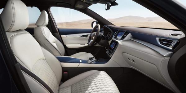 2022款英菲尼迪QX50上市，售33.38萬起，新增領航版車型