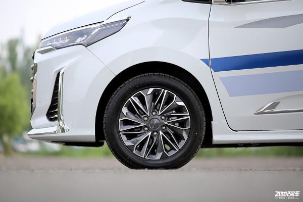 家用MPV新玩法,旅行兼具城市通勤!實拍上汽大通MAXUS旅行家G20 家用MPV新玩法,旅行兼具城市通勤!實拍上汽大通MAXUS旅行家G20