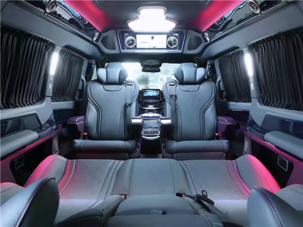 新款鉑馳維努斯系列黑金款七座商務車,義大利設計師聯合打造 新款鉑馳維努斯系列黑金款七座商務車,義大利設計師聯合打造