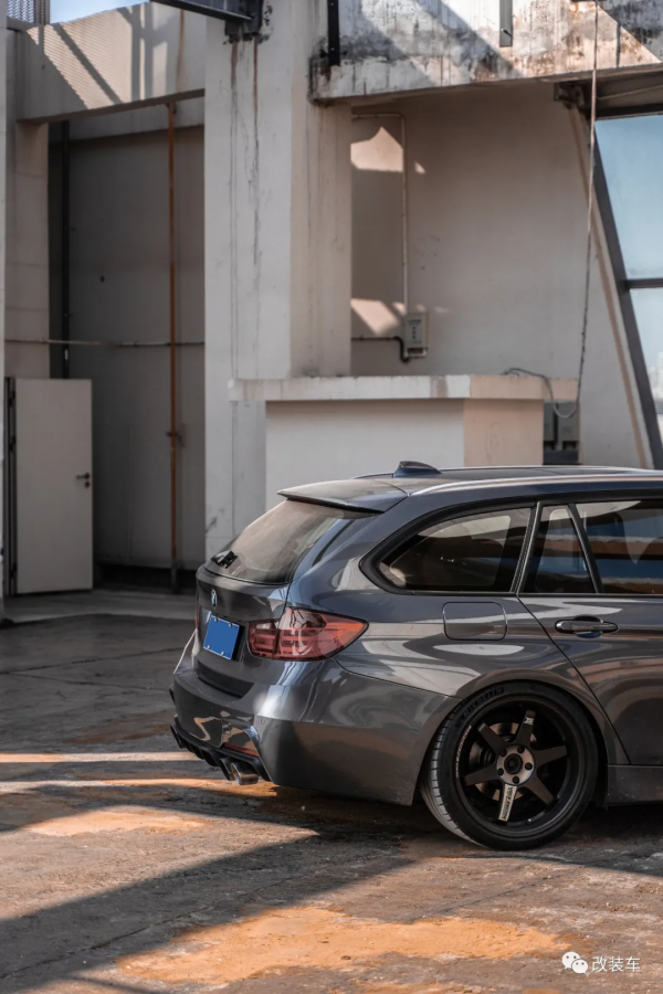 翼豹車主的進階之選寶馬3系旅行版，玩過之後發現還是JDM香？