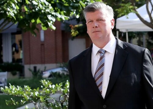 突擊搜查!FBI要找“普京的錢” 突擊搜查!FBI要找“普京的錢”