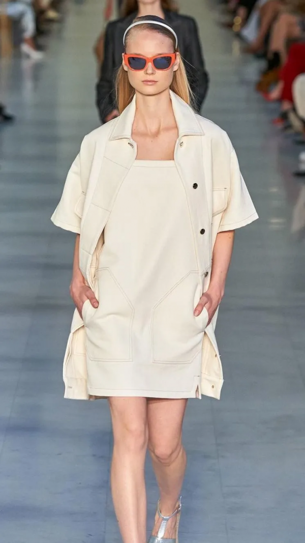 誰說女知識分子不時髦?會寫字的女人,穿得好更好看 誰說女知識分子不時髦?會寫字的女人,穿得好更好看