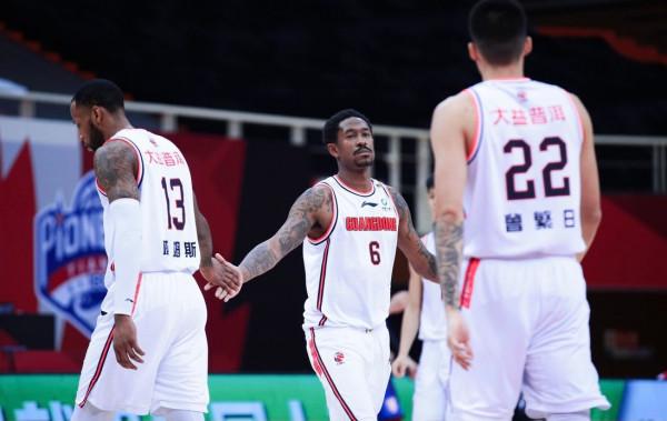 廣東德比揭幕戰!CBA第一階段賽程出爐,13輪打28天,休息50天 廣東德比揭幕戰!CBA第一階段賽程出爐,13輪打28天,休息50天