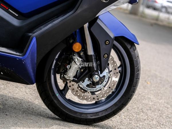 CKD風潮下的旗艦踏板 試駕光陽AK550 CKD版 CKD風潮下的旗艦踏板 試駕光陽AK550 CKD版