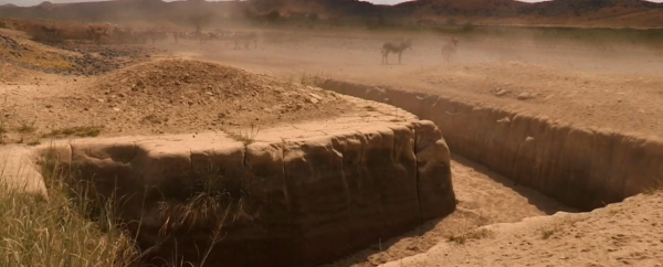 非洲馬賽人的真實生活，旱季的每一天都是在尋找水源
