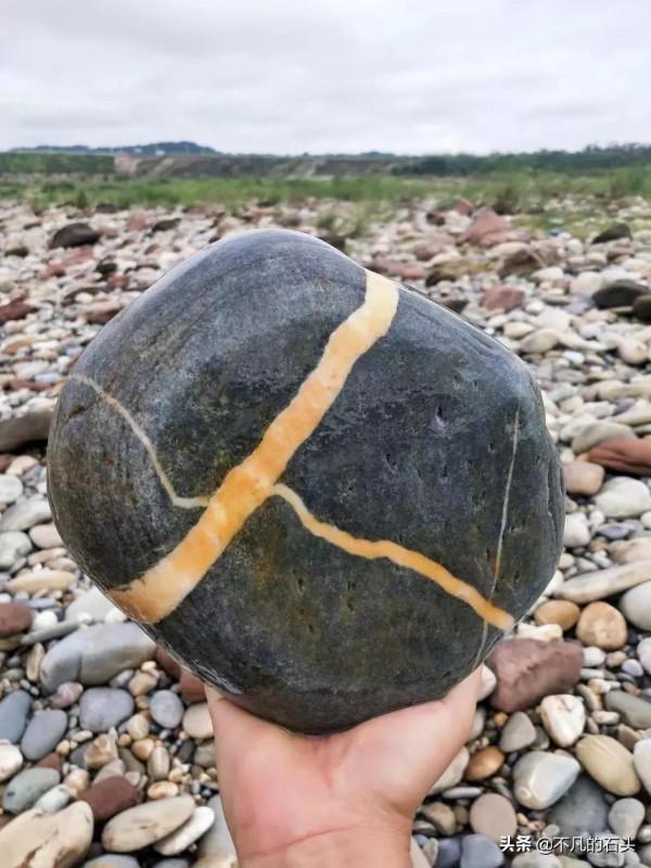 天地所生文字奇石，神來之筆