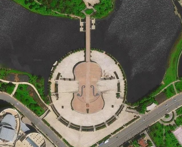 衛星視角 | 20211202地理人不可不知的對稱之美