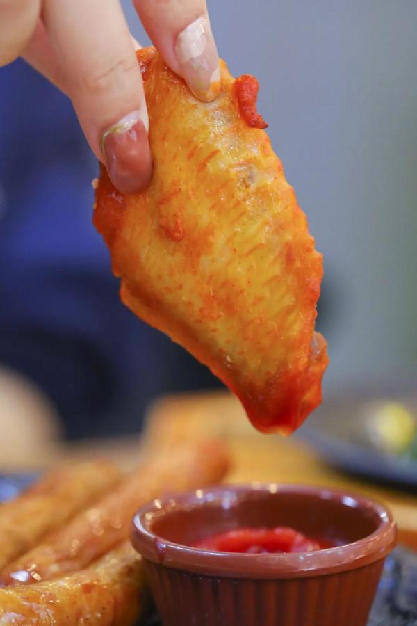 薩莉亞想必大家都吃過吧